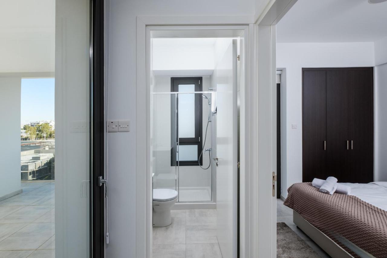 Solaar Apartments st Lazarous Larnaca Buitenkant foto