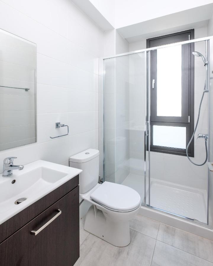 Solaar Apartments st Lazarous Larnaca Buitenkant foto